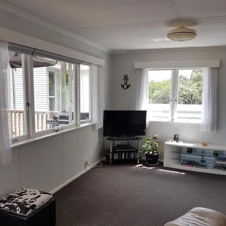 Coromandel Tapu - Beachfront Escape Exterior photo