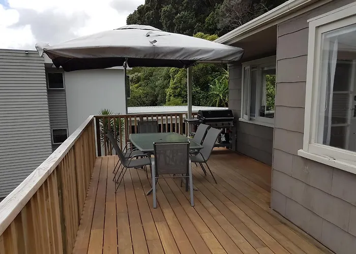 Coromandel Tapu - Beachfront Escape
