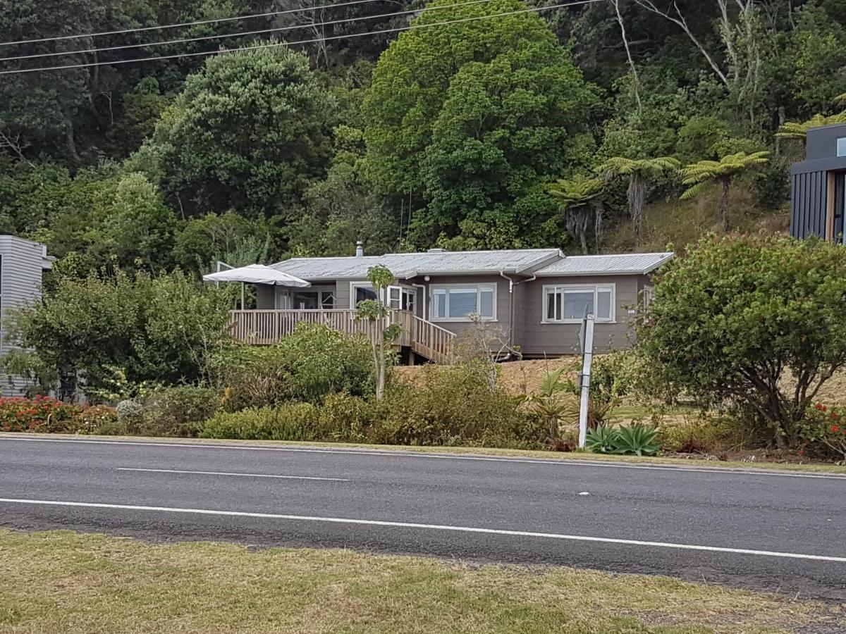 Coromandel - Beachfront Escape Tapu